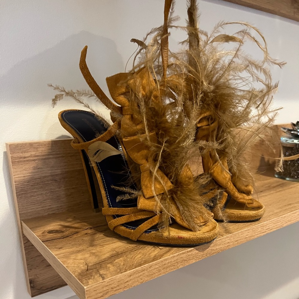 Dsquared Sandalo Piume Biscotto size 39